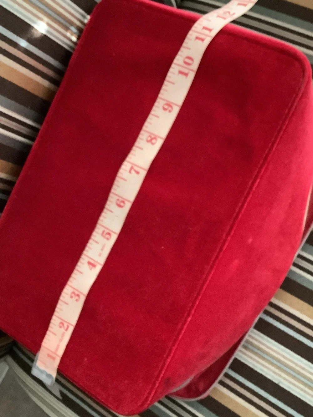 Estee Lauder Red Velvet Bow Travel Cosmetic Case